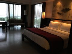 -三亚湾海居铂尔曼度假酒店