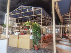 -渝信川菜 · 川味家常菜(财富购物中心店)