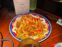 新疆羊肉炒面-楼兰新疆主题餐厅(悠方店)