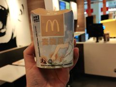 -麦当劳(汉口火车站候车室店)