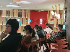 等位区-温禾牛·和牛寿喜烧自助火锅(恒基名人店)