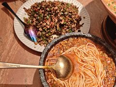 -浩海火燒雲傣家菜(芮欧百货店)