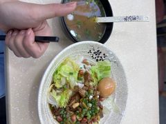 -龙记桂林米粉(财满街店)