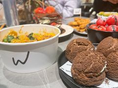-W COLLECTIVE  DESSERT SHOP