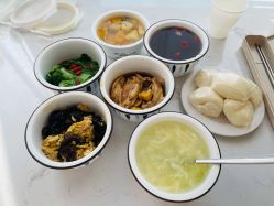 -爱陪伴一对一月子中心(融侨店)