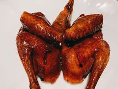 脆皮乳鸽-荣轩(新荣记环球金融中心店)