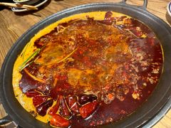 -旧街市鲜货老火锅(大光路店)