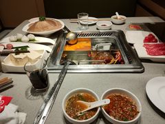 -海底捞火锅(金山百联店)