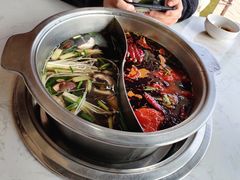 -签签飞串串火锅