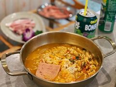 -哈哈碳都·牛肋条无限自助烤肉(台江万达店)
