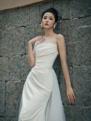 -不晚国际婚纱礼服