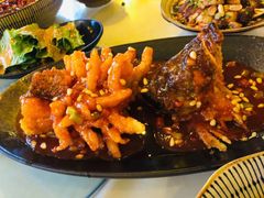 -龙门阵茶屋川菜馆(武康路店)