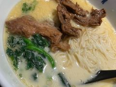 草本猪软骨小排面-和府捞面(东直门银座店)