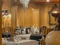 -火车头法国西餐厅