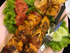 -J Daeng Seafood