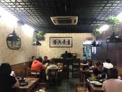 大堂-味仙疯美蛙鱼头(清扬路总店)