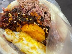 -清真马乐贝腊牛肉蛋黄菜夹馍(马蓉洒金桥店)