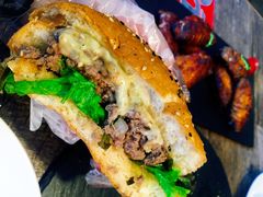 -HIGH FIVE哈福手工汉堡(桂林路店)