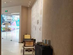 -灸春堂·艾灸·痛症·整脊连锁(之江银泰店)