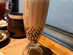 大红袍珍珠奶茶-湊湊火锅·茶憩(杭州湖滨银泰in77店)