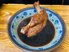 猪蹄-无名氏宵夜小摊(祝家三姐妹馄饨店)