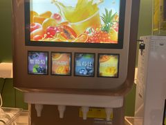 -萨莉亚意式餐厅(杭州滨江天街店)