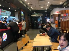 大堂-汉堡王(房山绿地缤纷城店)