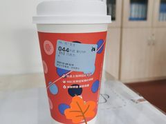 -瑞幸咖啡(华东理工大学商学院店)