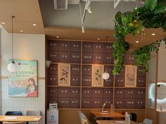 -必胜客(WOW昙华林店)