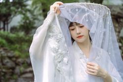 -梦回汉唐汉服旗袍体验馆(拙政园店)