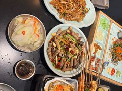 -蚝美人·生蚝海鲜烧烤(茶花园店)