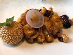 宫爆虾球配成都麻圆-南堂館川菜文化餐厅(天府店)