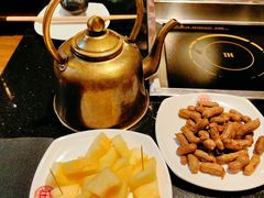 -百年川椒重庆老火锅(光谷店)