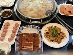 -老来福·非遗酸汤兔(凯旋路店)