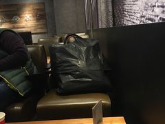 -星巴克(上海虹桥南丰城办公楼店)
