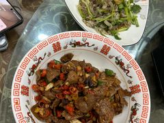-湖南人家湘菜馆(镇江路店)