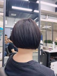 -FRIDAY星期五专业美发沙龙