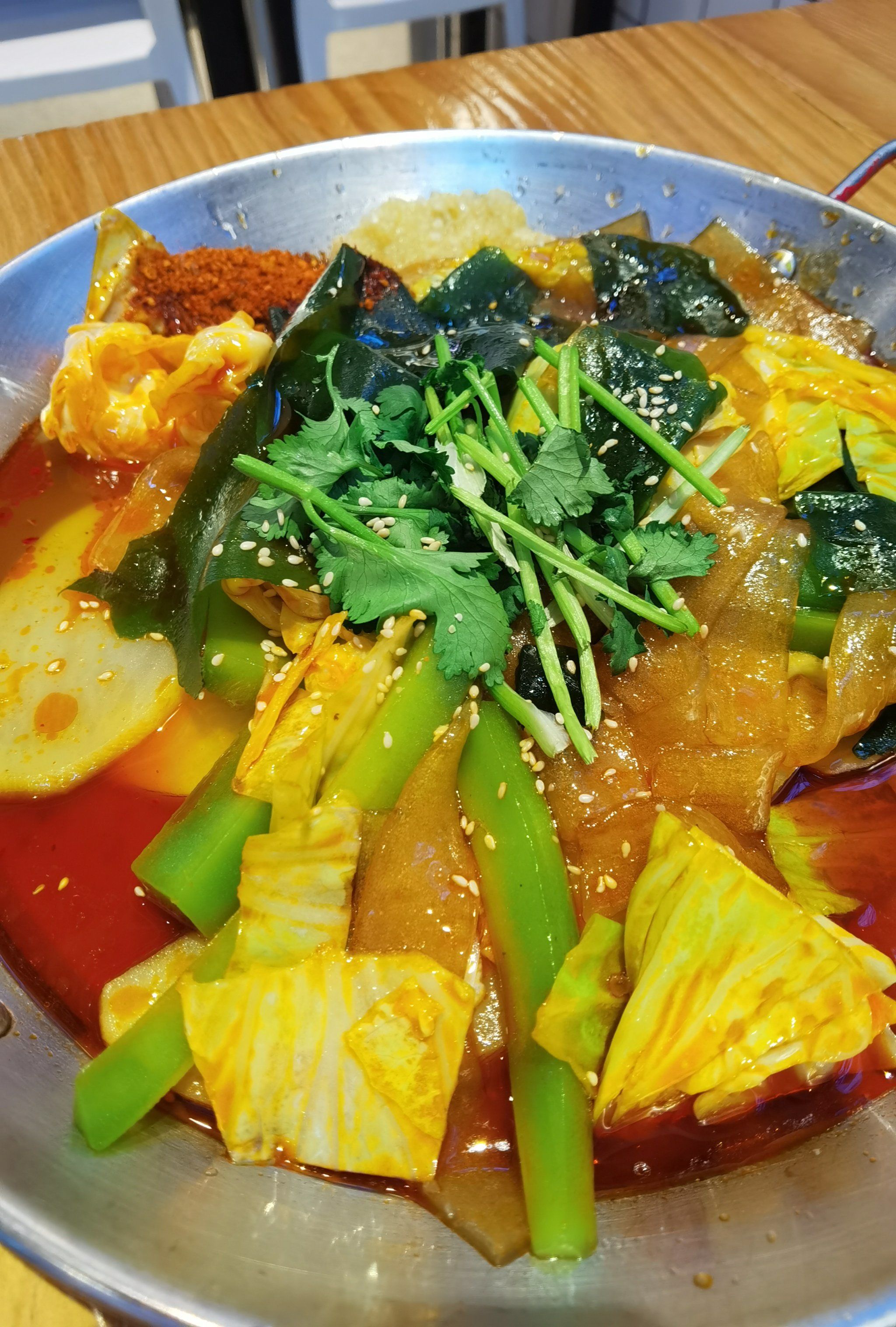 「都可以盘盘麻辣烫(世纪城天祥广场店)」
麻辣烫冒菜在成都卷的飞