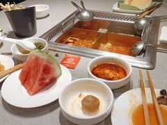 -海底捞火锅(新松江路生日主题店)