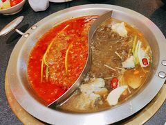 -沸炉重庆老火锅(军事博物馆店)
