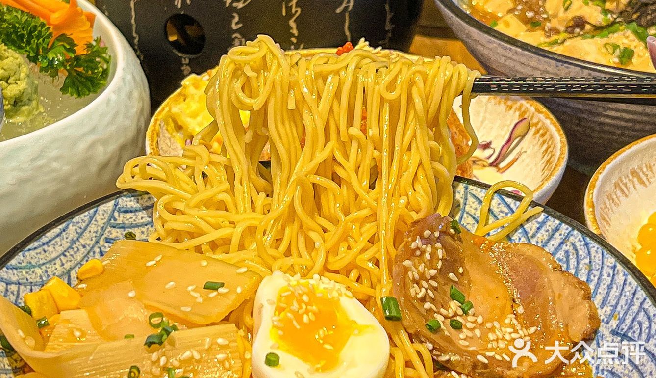 来南京一定要吃的鹅肝饭团🍙学生党也可以冲