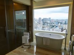 -西贡日航酒店