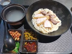 -勝记粉库桂林米粉非遗传承(西街店)