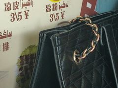 -烤肉小伙烤肉店