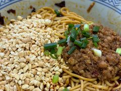 -魔都三兄弟酸辣粉·蘸卤炸串(虹桥万科店)