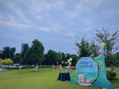 -宾果蒙特梭利托育儿童之家幼儿园(爱琴海店)