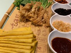 -鹊华居·地道鲁菜·海鲜·融合味(大明湖店)