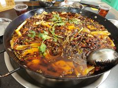 -鸿顺老铁锅美蛙鱼府(解放碑店)