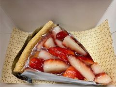 草莓奶冻派-Pie Bird(新闸路店)