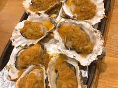 蒜泥生蚝-老东镇啤酒屋海鲜加工·蒸汽海鲜·海鲜烧烤(台东店)